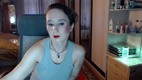 classyinna online show from December 1, 5:49 am