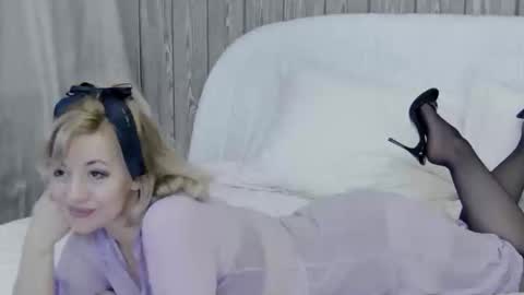 Classy Tinna online show from April 9, 6:41 am