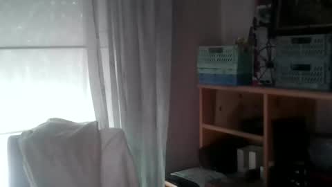 Snapshot of cleanwave chatting on October 18, 2:54 pm Surfer-dude online show from October 18, 2:54 pm
