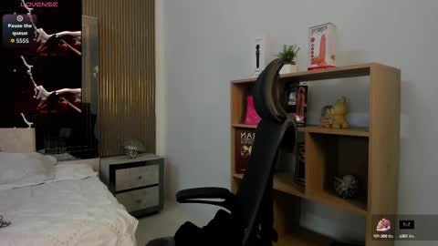 Cleo Adams online show from October 7, 4:19 am