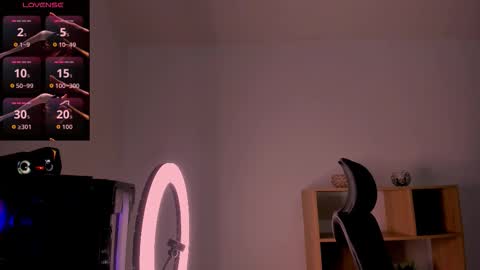 Cleo Adams online show from November 4, 4:47 am