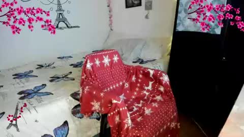 cleo_christmas online show from July 24, 2:09 am
