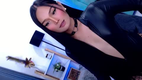 Cleo online show from July 22, 8:44 pm