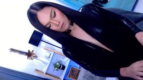 Cleo online show from July 13, 10:46 pm