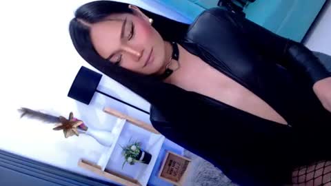 Cleo online show from June 28, 8:16 pm