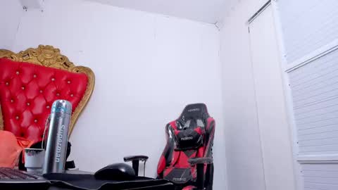          online show from February 11, 6:33 pm