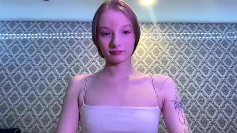 Cleo online show from December 18, 5:41 pm