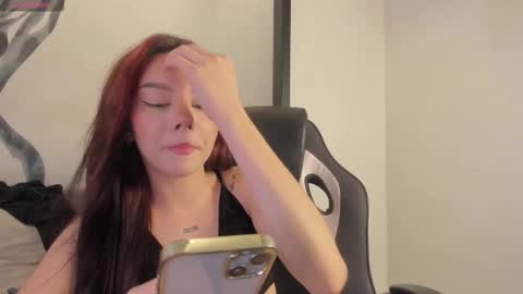 cleowhite_ online show from January 31, 9:01 pm