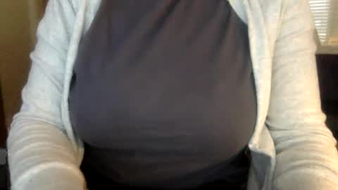 Cleverlittleminx online show from December 10, 4:27 pm