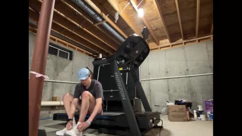 clint_wood online show from November 4, 3:30 am