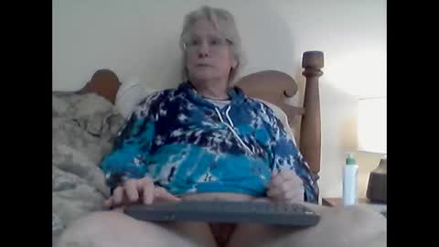 clitboy658752 online show from March 22, 6:34 pm