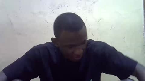 clive_damian online show from April 9, 6:19 am