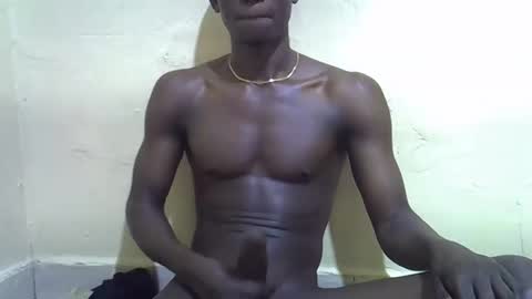 clive_damian online show from March 18, 1:11 am