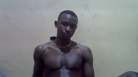 clive_damian online show from April 7, 5:20 am