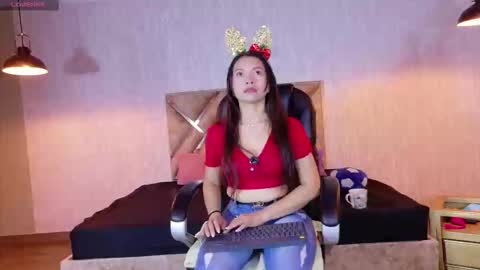 Cloe online show from December 17, 4:08 am