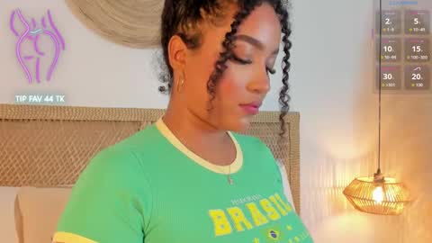 cloe_25 online show from September 25, 2:51 am