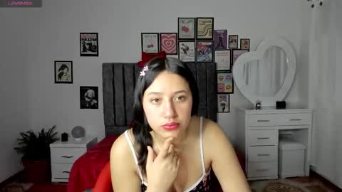 cloe_7 online show from February 18, 3:50 am