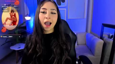 Cloe  online show from October 3, 10:40 pm