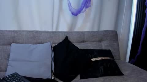 Cloe online show from October 24, 2:40 pm