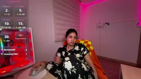 cloe small online show from July 27, 8:44 am