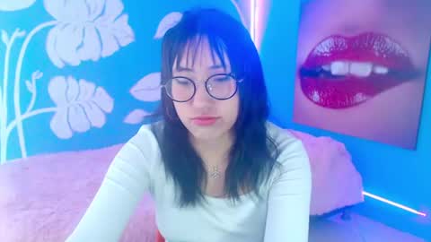 Elizabeth online show from July 2, 11:15 am