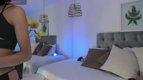 emely dolce online show from October 5, 8:38 pm