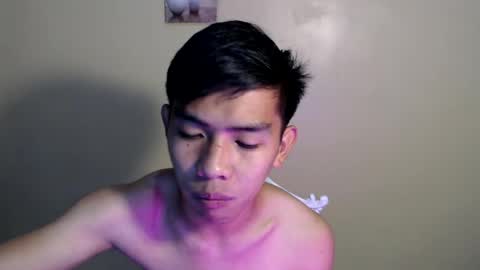 clyde_twinkx online show from July 23, 7:33 pm