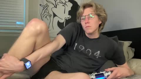 Snapshot of clydeaustin chatting on January 27, 10:16 pm Clyde Austin online show from January 27, 10:16 pm