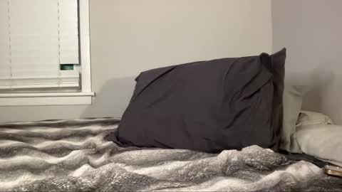 Snapshot of clydeaustin chatting on October 29, 2:13 am Clyde Austin online show from October 29, 2:13 am