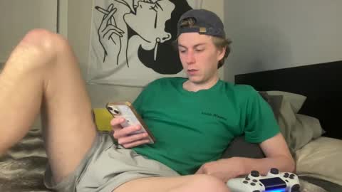 Snapshot of clydeaustin chatting on March 12, 2:41 am Clyde Austin online show from March 12, 2:41 am