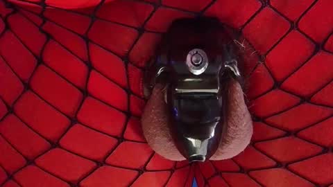 Locked online show from December 6, 8:01 pm