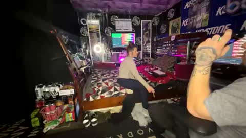 COCK N CREAMZ  WET DREAMZ online show from December 26, 11:57 pm