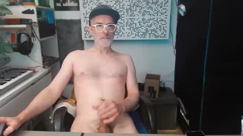 cockrok online show from December 17, 10:34 am