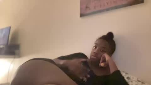 Snapshot of coco_dabaddest25 chatting on October 12, 9:13 am coco_dabaddest25 online show from October 12, 9:13 am