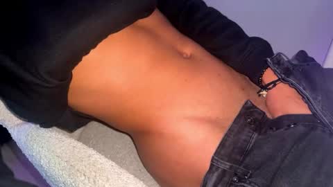 coitzzz online show from October 11, 6:29 am