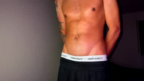 coitzzz online show from December 8, 3:18 am