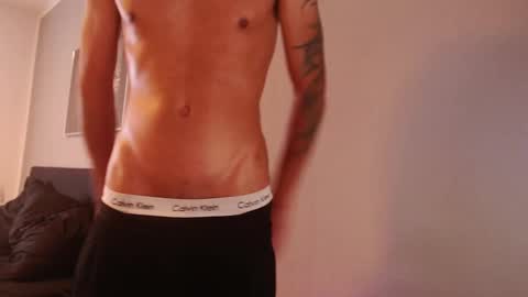 coitzzz online show from December 29, 9:39 am