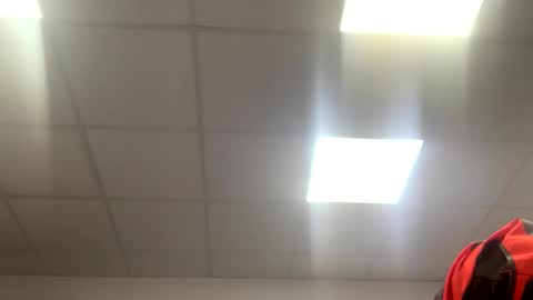 col4nows online show from October 21, 10:53 am