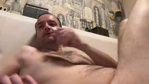 colambus83 online show from April 3, 7:54 pm