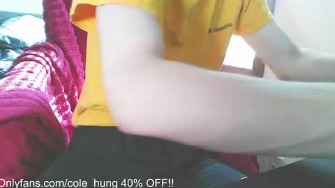 cole_hung online show from July 23, 9:45 pm
