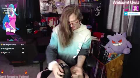 Cole online show from January 3, 4:16 pm