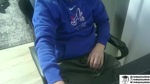 College online show from February 18, 11:08 pm