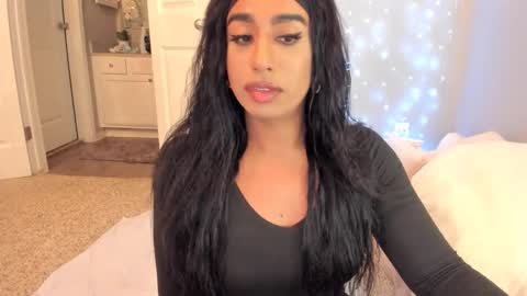    ........ Instagram  Lorysexys online show from November 24, 5:50 am