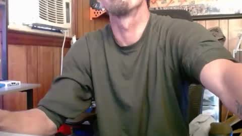 Nelson or ComicKing and sometime Peachy143 online show from December 1, 7:23 pm