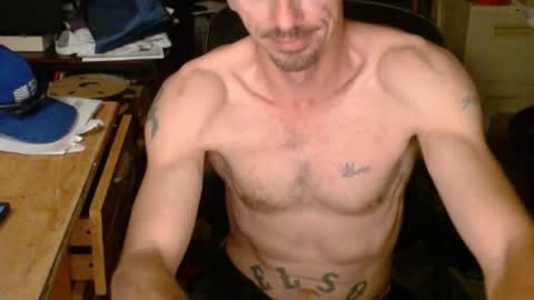 Nelson or ComicKing and sometime Peachy143 online show from February 25, 11:37 pm