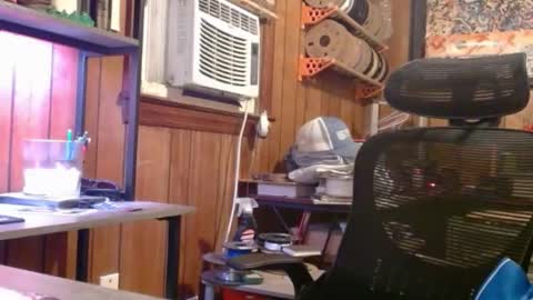 Nelson or ComicKing and sometime Peachy143 online show from October 13, 9:11 am