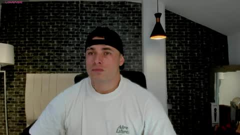 Connor Smith online show from April 5, 10:51 pm