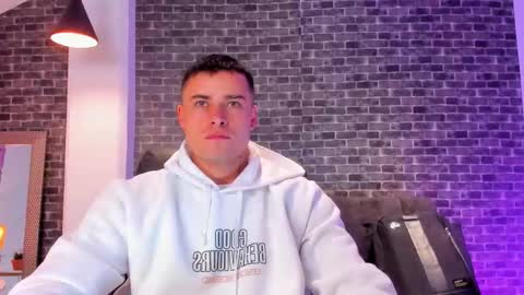 Snapshot of connorsmith_26 chatting on September 29, 11:53 am Connor Smith online show from September 29, 11:53 am