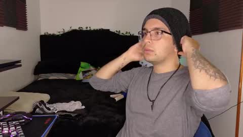 conor_taylor_ online show from April 10, 2:44 pm