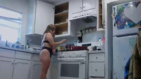 cookienpookie25 online show from March 2, 10:38 pm